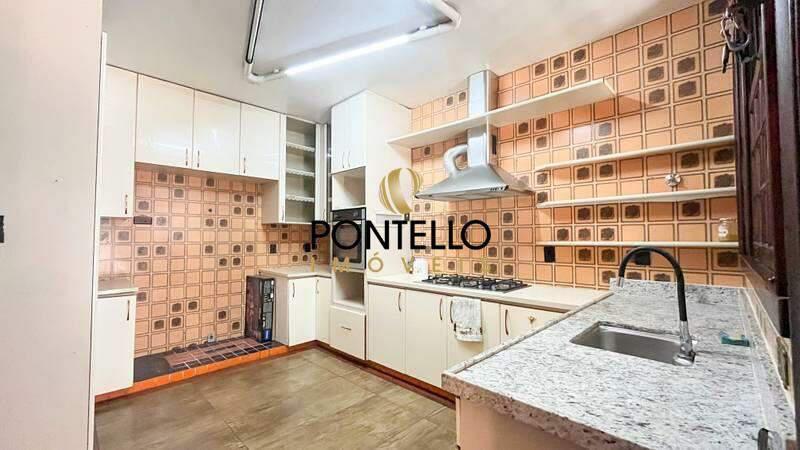 Casa, São Luiz (pampulha), 6 Quartos, 10 Vagas, 3 Suítes