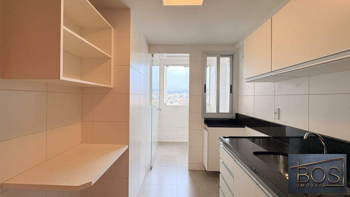 Apartamento, Sagrada Família, 3 Quartos, 2 Vagas, 1 Suíte