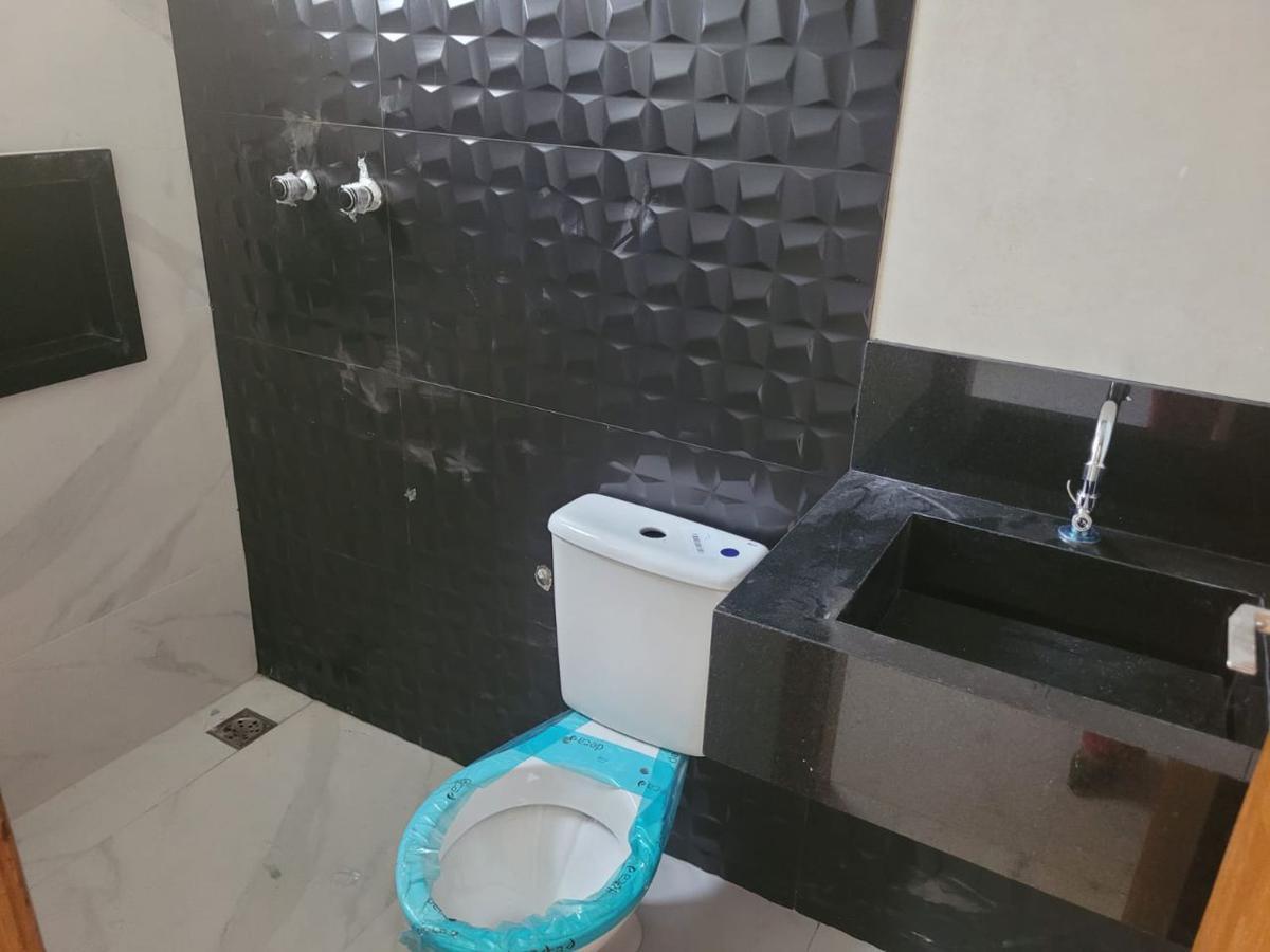 Casa, Planalto, 3 Quartos, 4 Vagas, 3 Suítes