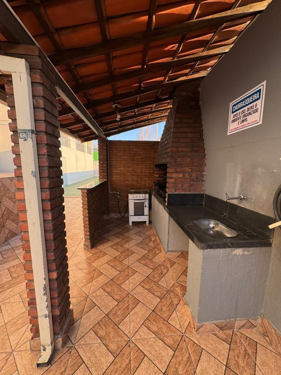 Apartamento, Sagrada Família, 2 Quartos, 1 Vaga