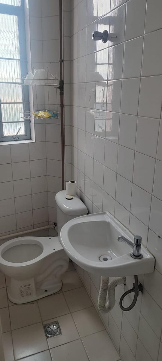 Andar, Santa Cruz, 1 Quarto, 0 Vaga