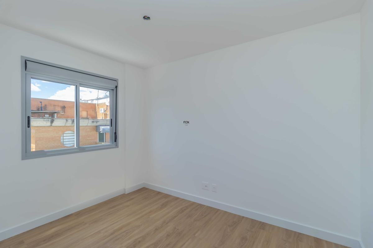 Apartamento, Sagrada Família, 3 Quartos, 2 Vagas, 1 Suíte