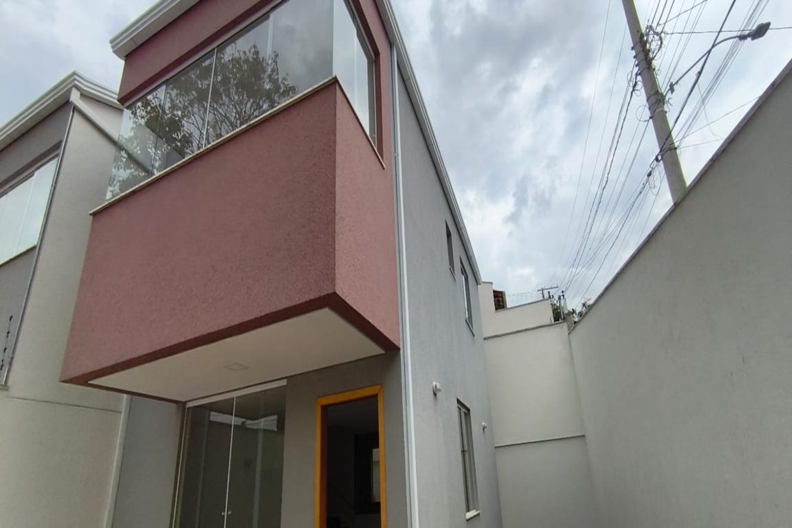 Casa, Itapoã, 3 Quartos, 2 Vagas, 1 Suíte