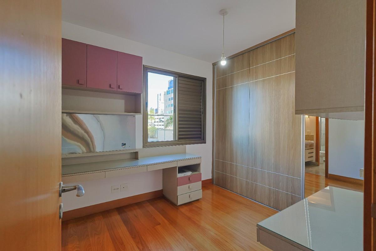 Apartamento, Vila da Serra, 4 Quartos, 3 Vagas, 3 Suítes