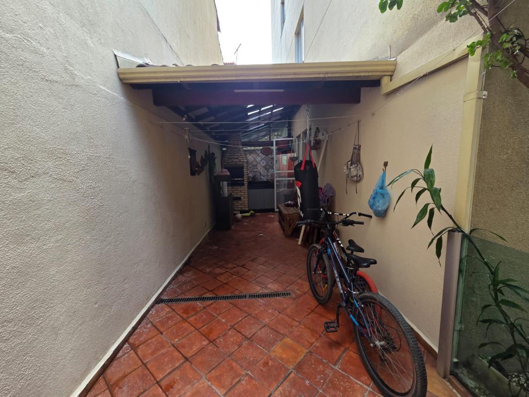 Apartamento, Coqueiros, 3 Quartos, 1 Vaga, 1 Suíte
