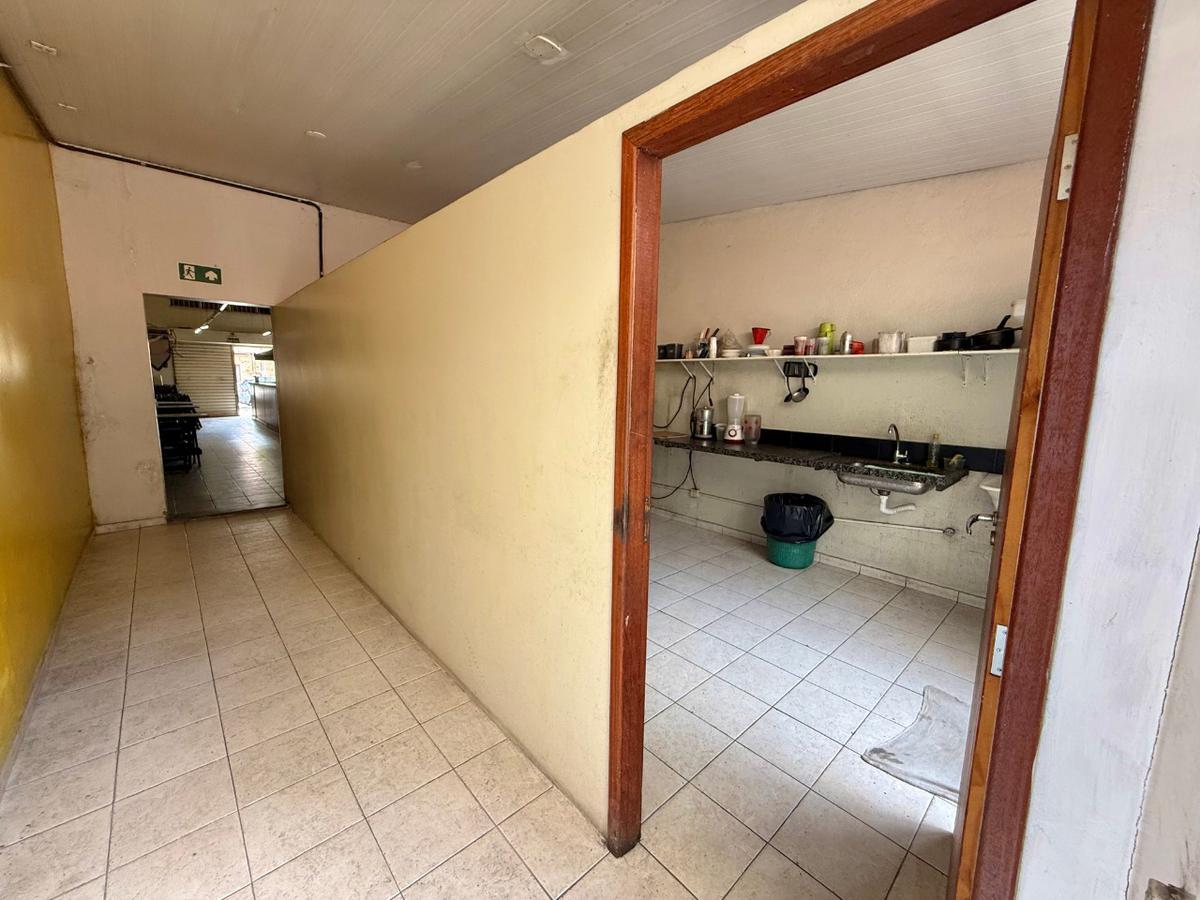 Andar, São José, 0 Quarto, 0 Vaga