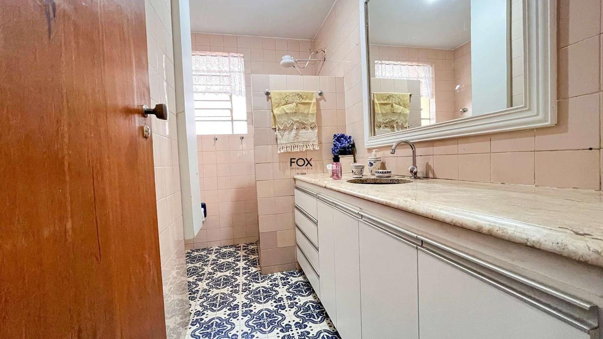 Casa, Serra, 4 Quartos, 2 Vagas, 2 Suítes