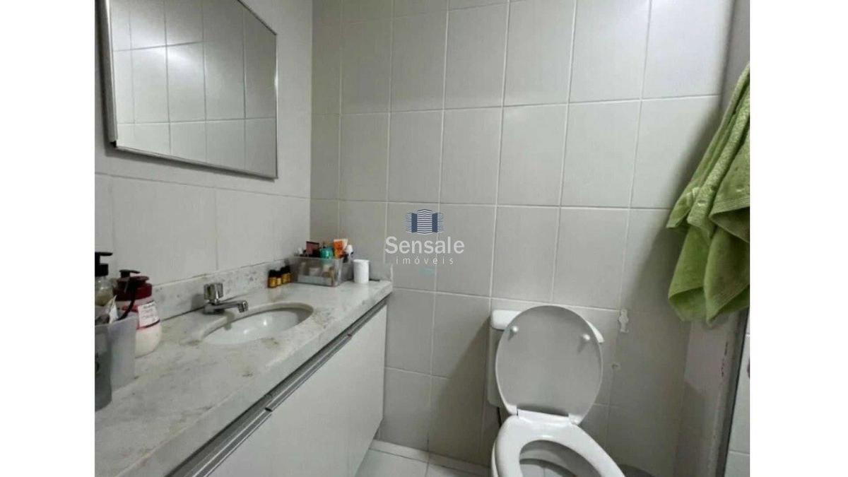 Apartamento, Estoril, 2 Quartos, 2 Vagas, 1 Suíte