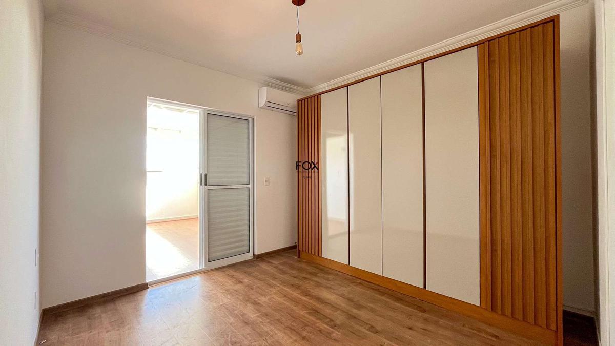 Apartamento, Sagrada Família, 1 Quarto, 1 Vaga