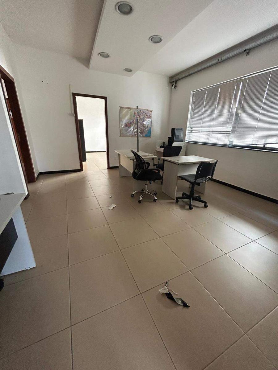 Casa Comercial, Nova Suíssa, 8 Quartos, 10 Vagas