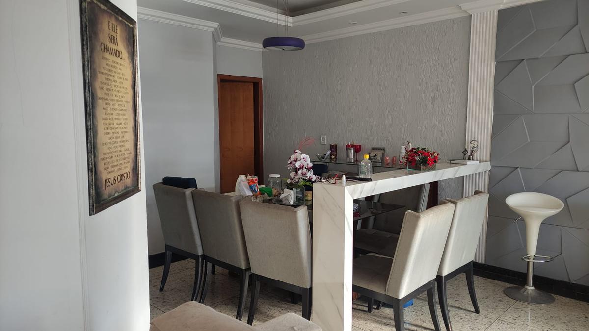 Casa, Serrano, 3 Quartos, 2 Vagas, 1 Suíte
