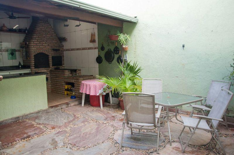 Casa, Castelo, 3 Quartos, 2 Vagas, 1 Suíte