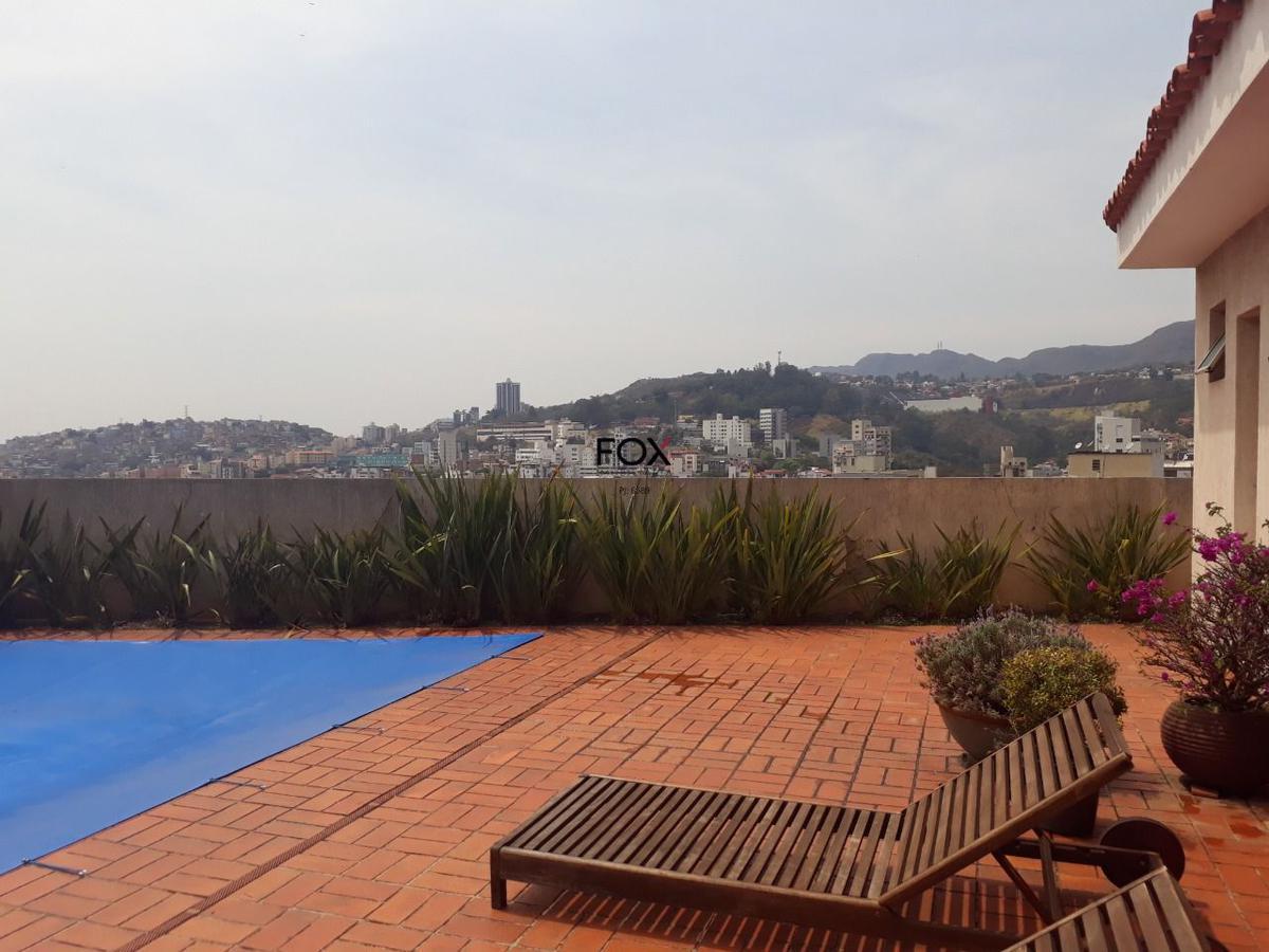 Casa, Santa Lúcia, 3 Quartos, 4 Vagas, 1 Suíte