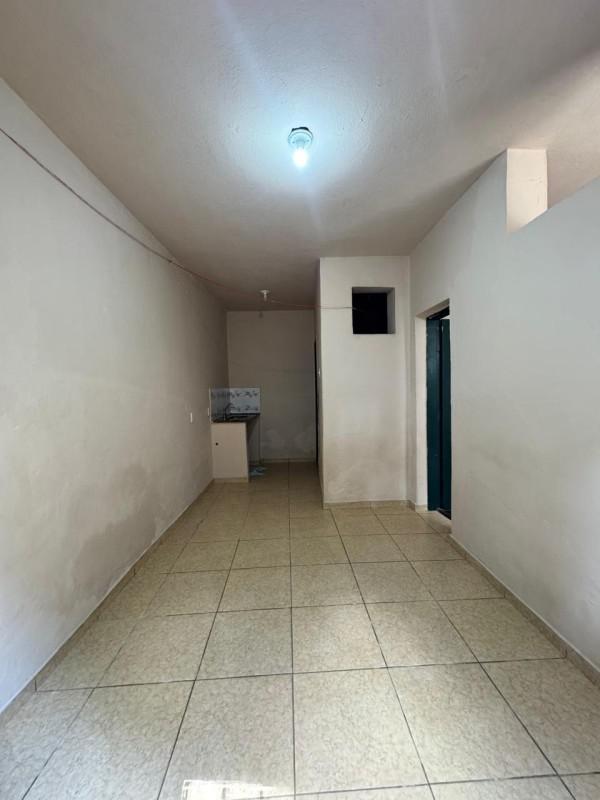 Quitinete, Sagrada Família, 1 Quarto, 0 Vaga