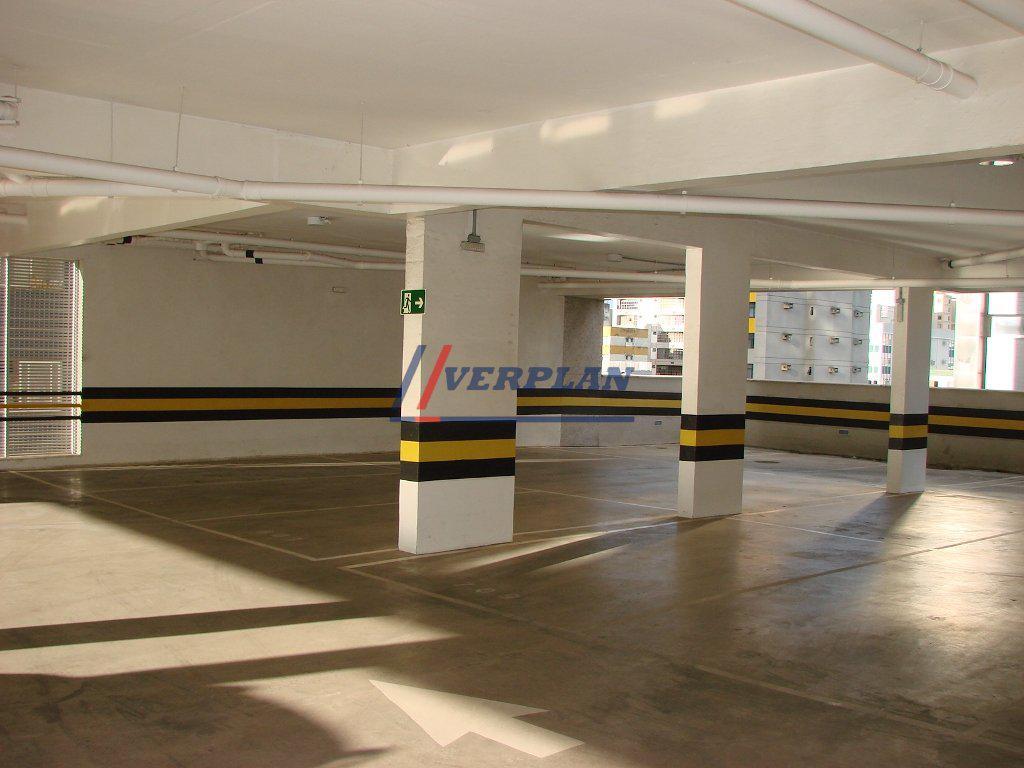 Sala, Barro Preto, 3 Vagas