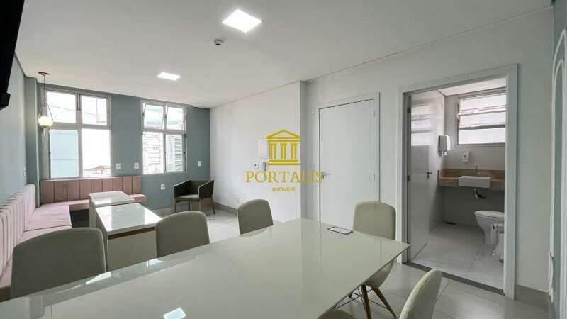 Apartamento, Centro, 2 Quartos, 0 Vaga, 1 Suíte