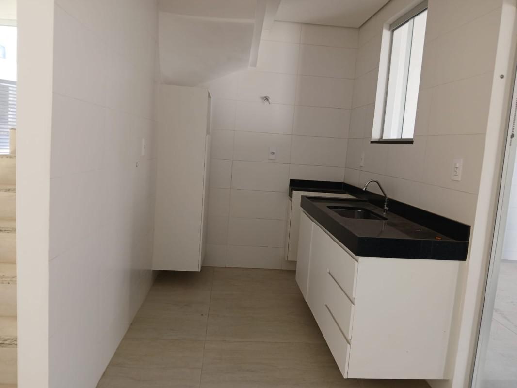 Casa, Planalto, 3 Quartos, 2 Vagas, 1 Suíte