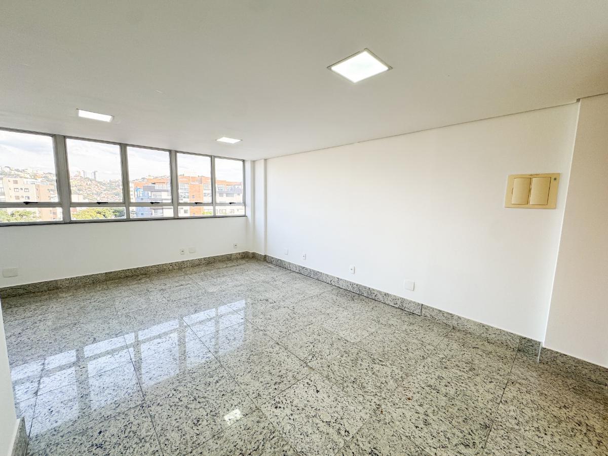 Sala, Ouro Preto, 0 Quarto, 1 Vaga