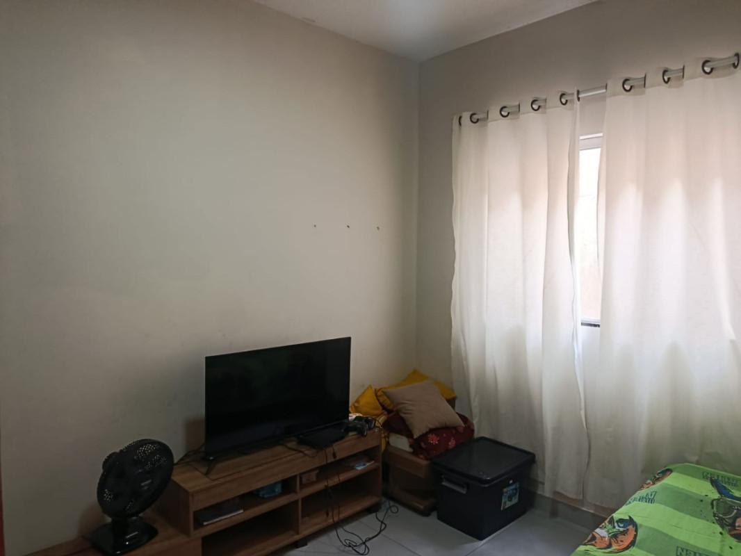 Casa, Industrial, 3 Quartos, 5 Vagas, 1 Suíte