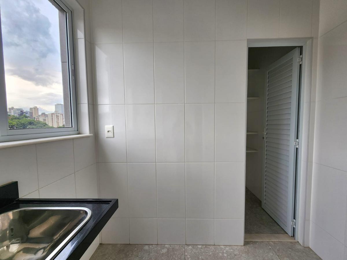 Apartamento, Vila Paris, 3 Quartos, 2 Vagas, 1 Suíte