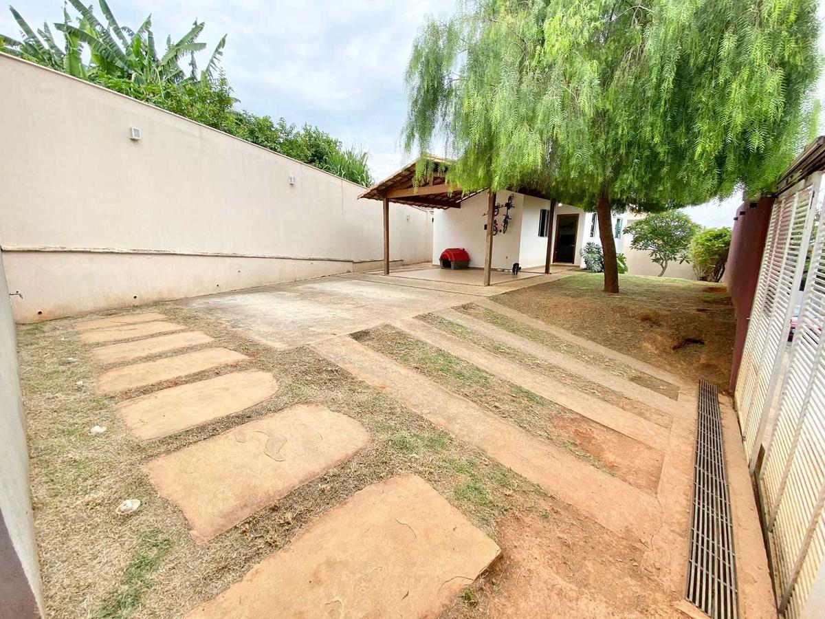 Casa, Trevo, 3 Quartos, 2 Vagas, 1 Suíte