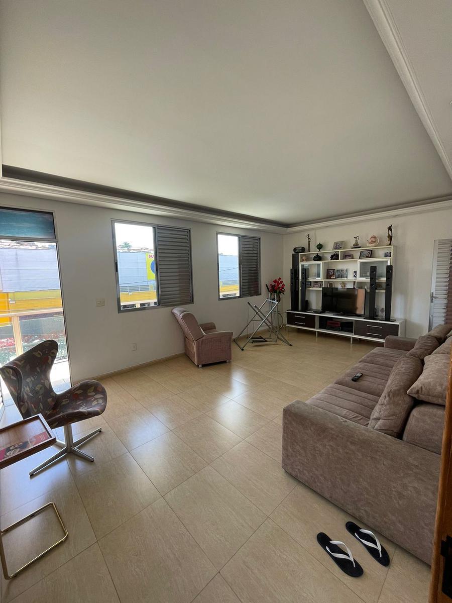 Apartamento, Nacional, 6 Quartos, 4 Vagas, 4 Suítes