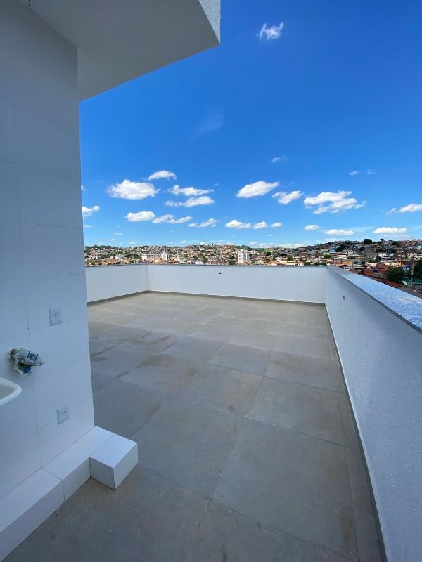 Cobertura, Coqueiros, 2 Quartos, 1 Vaga, 1 Suíte