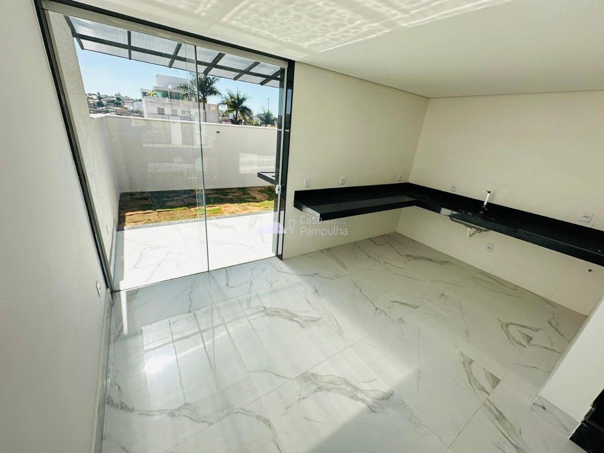 Casa, Santa Branca, 3 Quartos, 2 Vagas, 1 Suíte