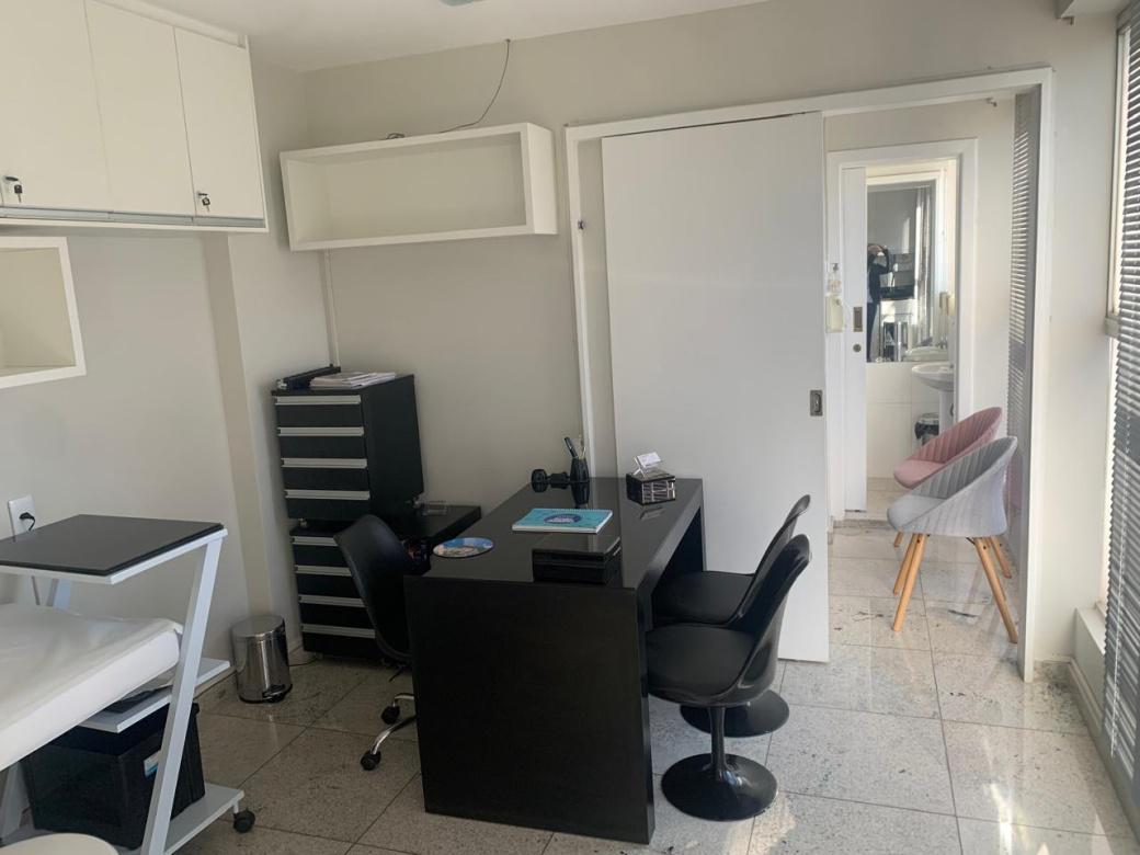 Sala, Funcionários, 0 Quarto, 1 Vaga