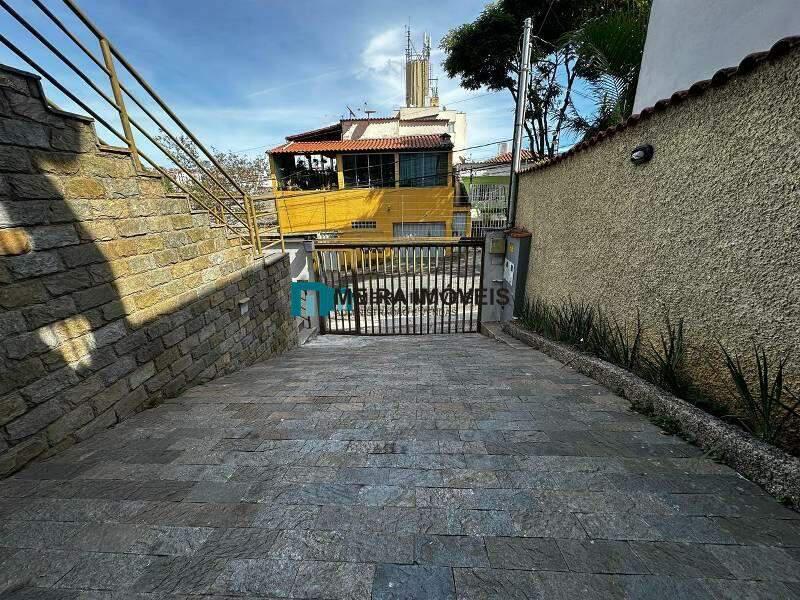 Casa, Nova Granada, 5 Quartos, 6 Vagas, 1 Suíte