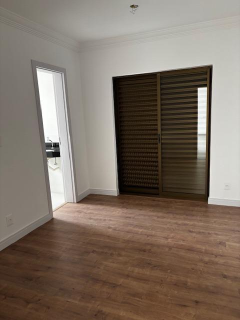 Apartamento, Floresta, 3 Quartos, 2 Vagas, 2 Suítes