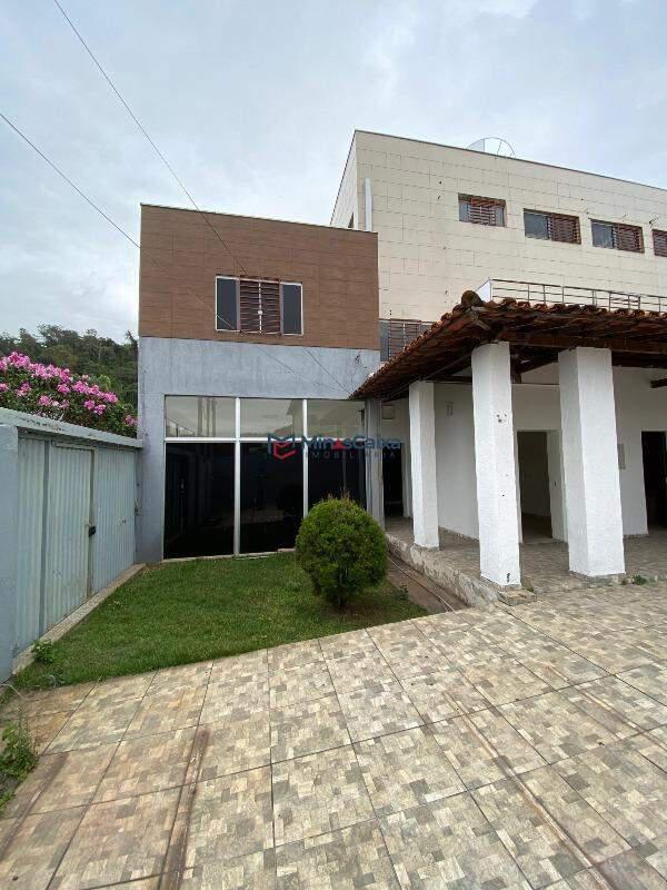 Prédio, Funcionários, 0 Quarto, 3 Vagas