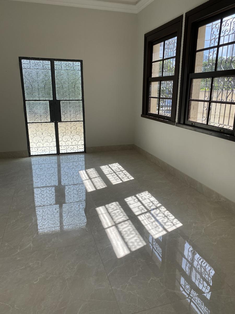 Casa Comercial, Santo Agostinho, 10 Vagas