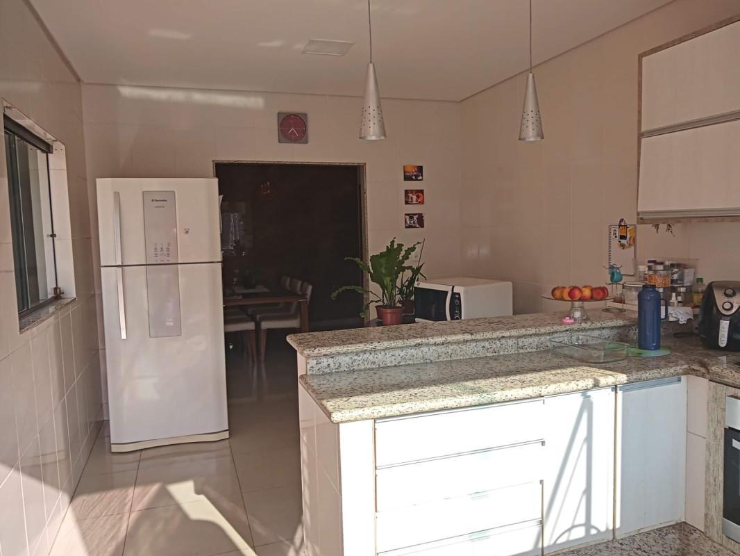 Casa, São Marcos, 6 Quartos, 6 Vagas, 1 Suíte