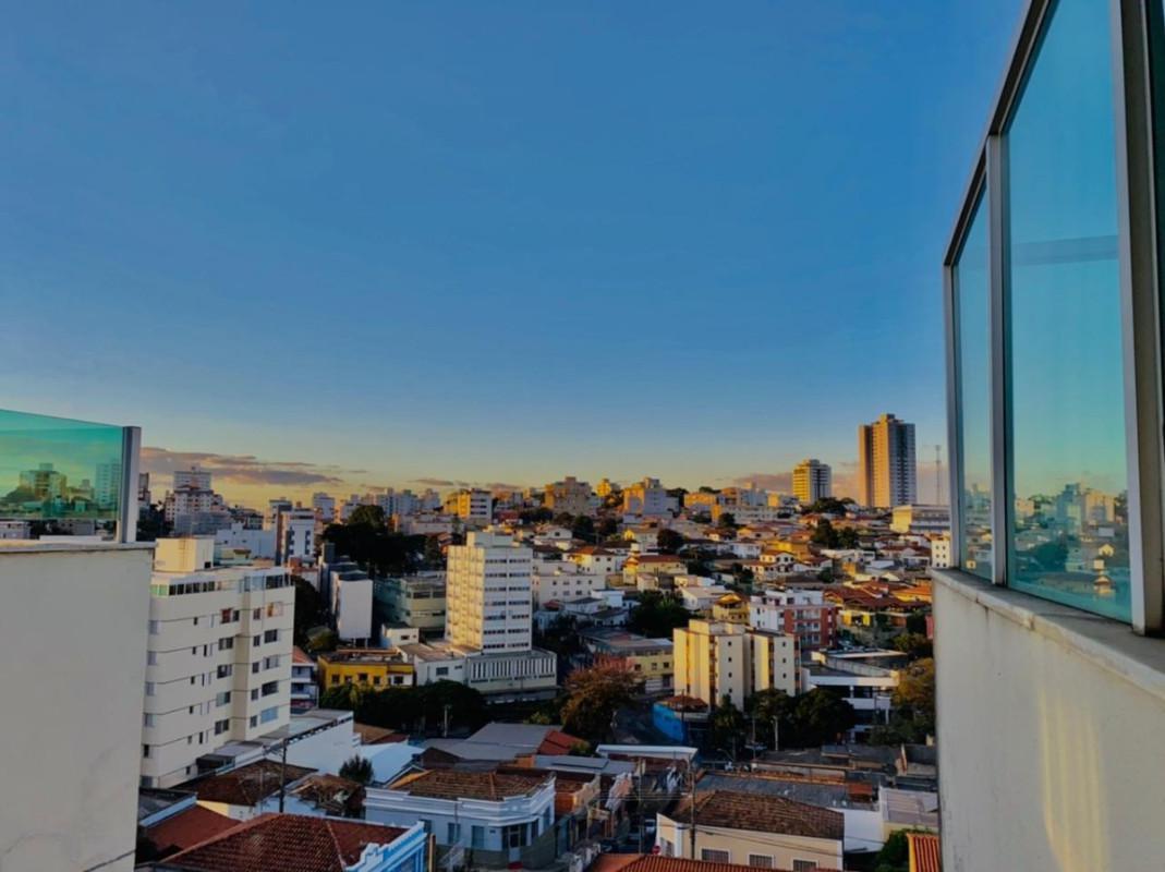 Cobertura, Floresta, 2 Quartos, 2 Vagas, 1 Suíte