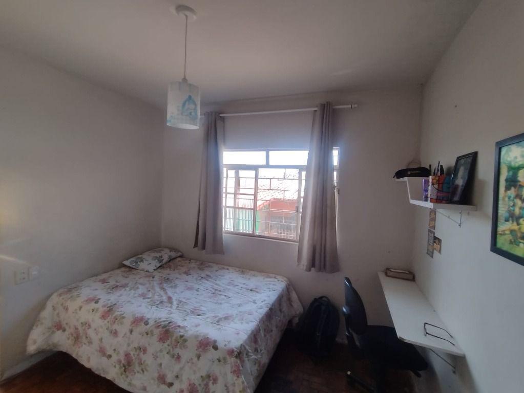 Casa, Itacolomi, 3 Quartos, 2 Vagas, 1 Suíte