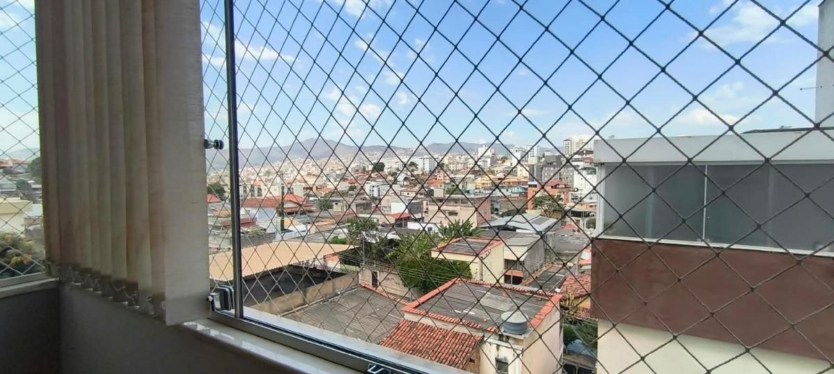 Apartamento, Sagrada Família, 3 Quartos, 2 Vagas, 1 Suíte