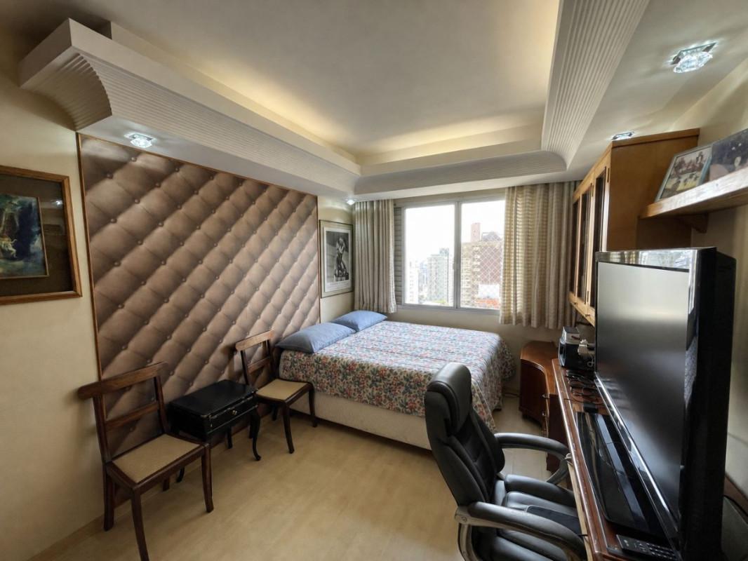 Apartamento, Funcionários, 4 Quartos, 2 Vagas, 1 Suíte