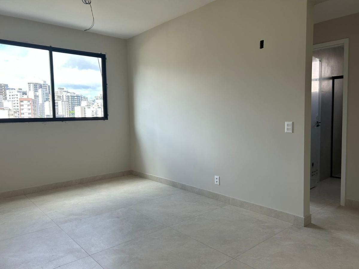 Apartamento, Serra, 2 Quartos, 2 Vagas, 1 Suíte