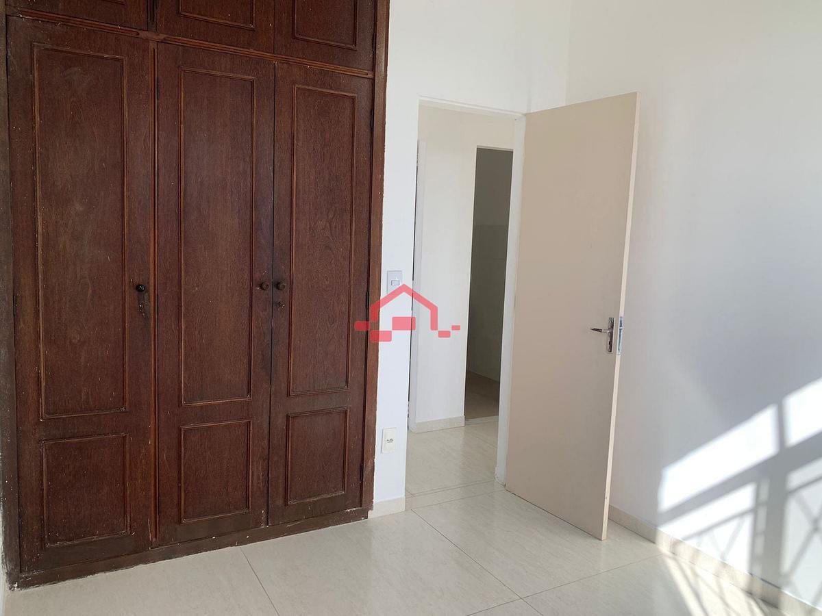 Apartamento, Nova Cachoeirinha, 3 Quartos, 0 Vaga