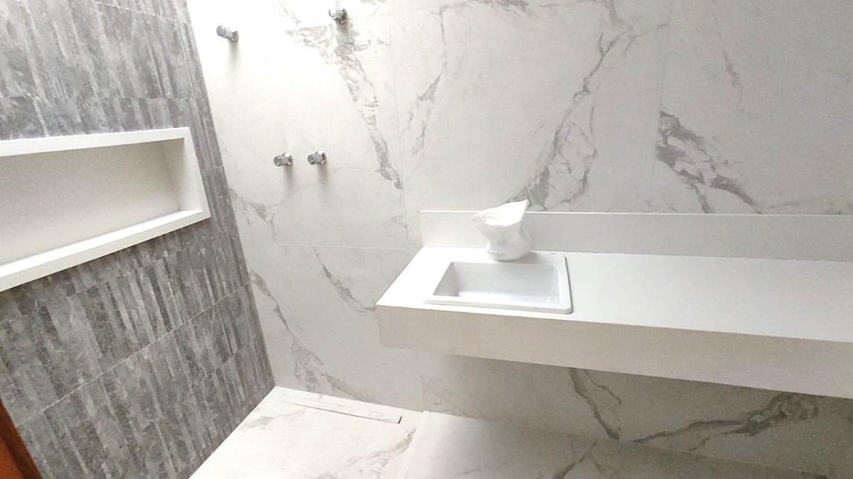 Casa, Jaraguá, 4 Quartos, 3 Vagas, 1 Suíte