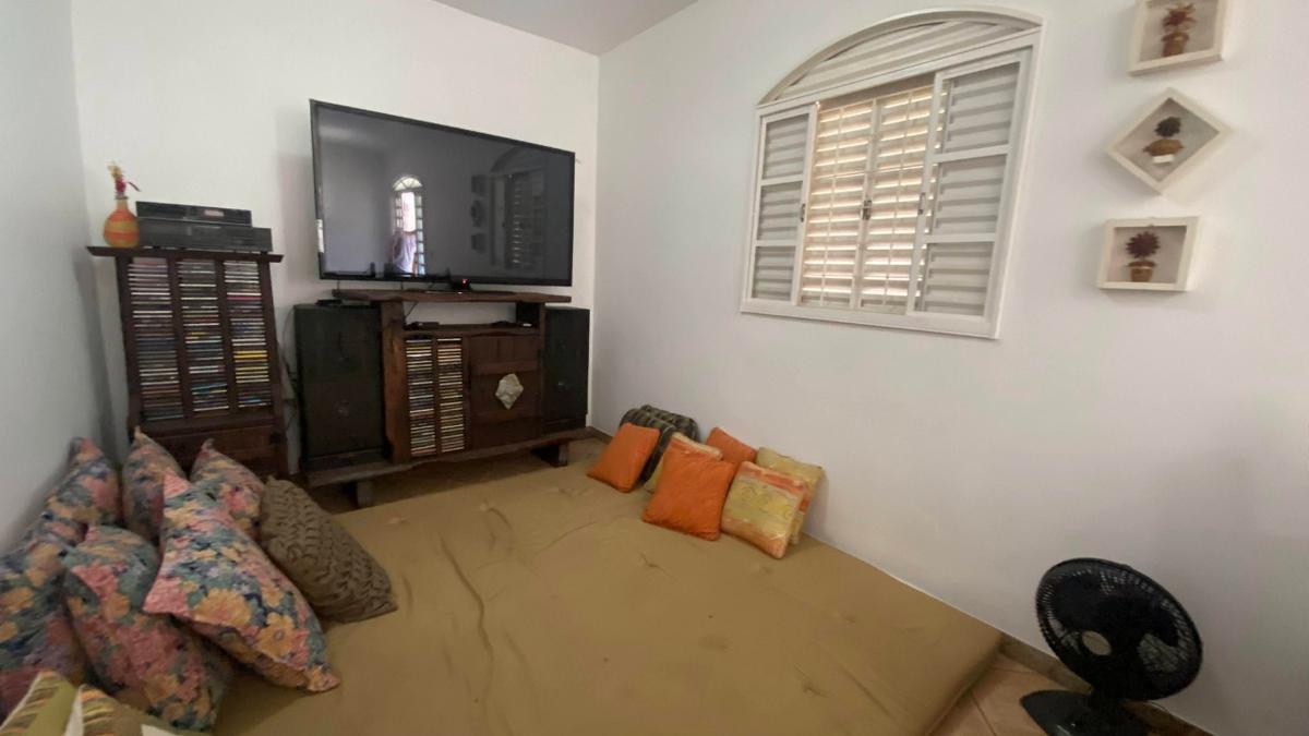 Casa, Álvaro Camargos, 4 Quartos, 2 Vagas, 1 Suíte