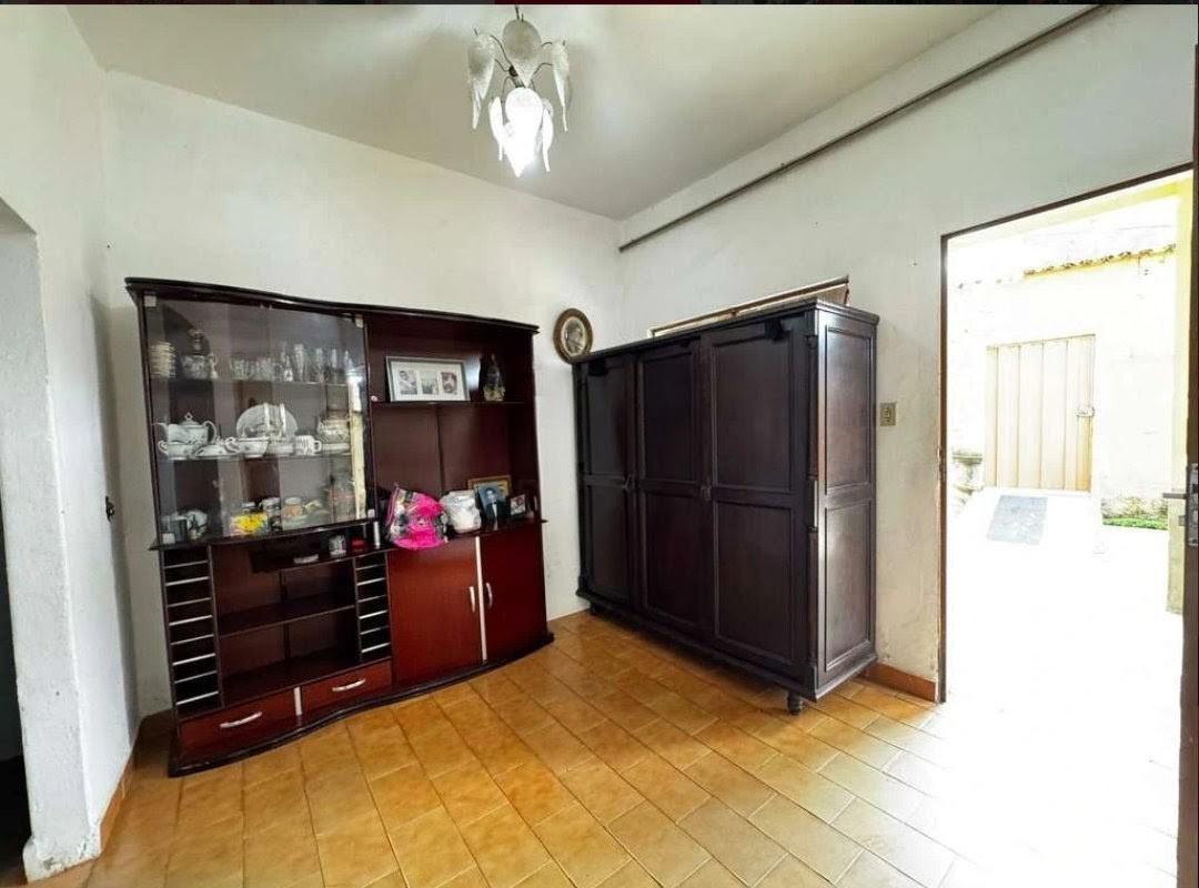 Casa, Jardim América, 5 Quartos, 4 Vagas, 2 Suítes