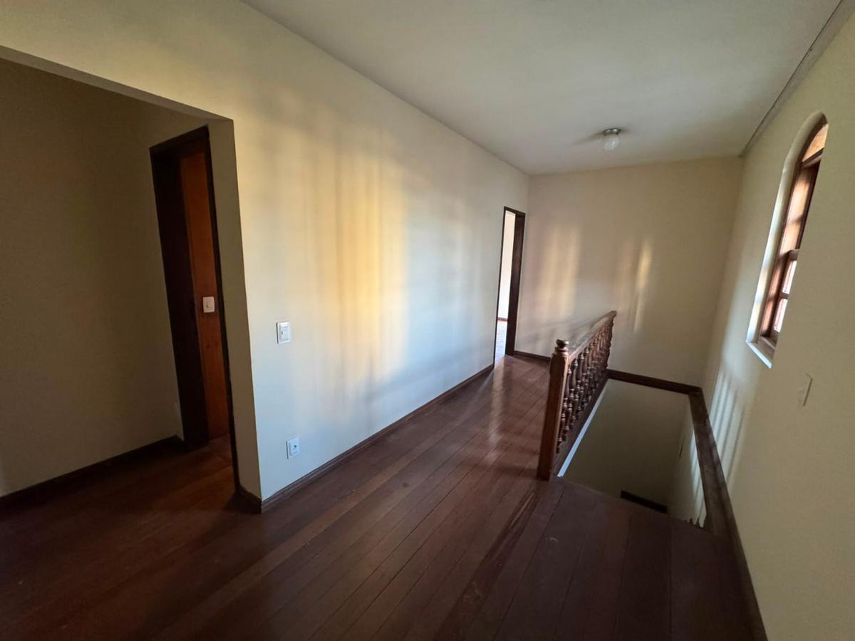 Casa, Floresta, 5 Quartos, 3 Vagas, 1 Suíte