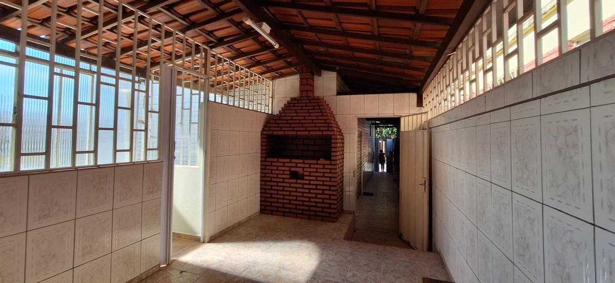 Casa, Sagrada Família, 3 Quartos, 2 Vagas, 2 Suítes