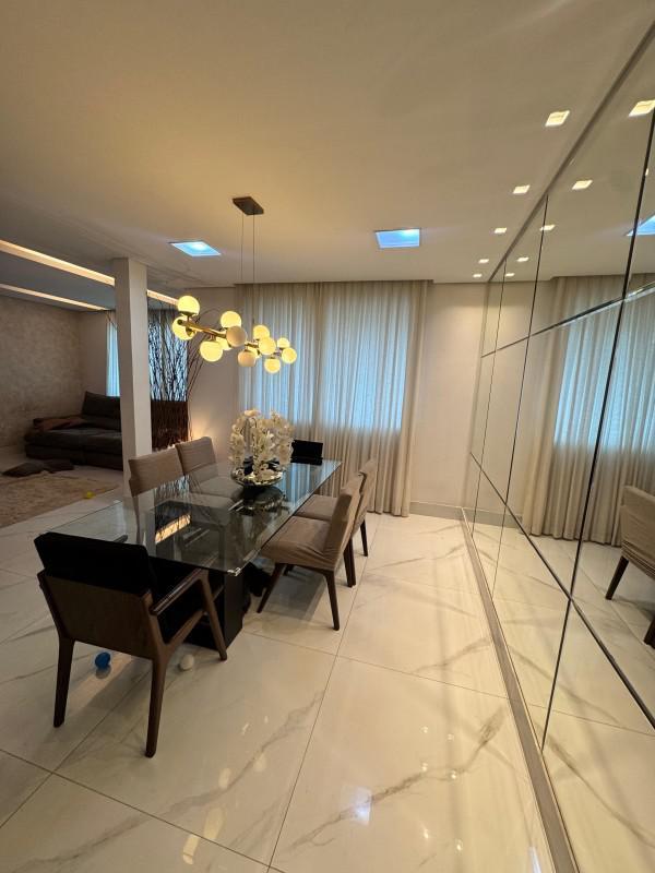 Casa, Inconfidentes, 4 Quartos, 3 Vagas, 1 Suíte