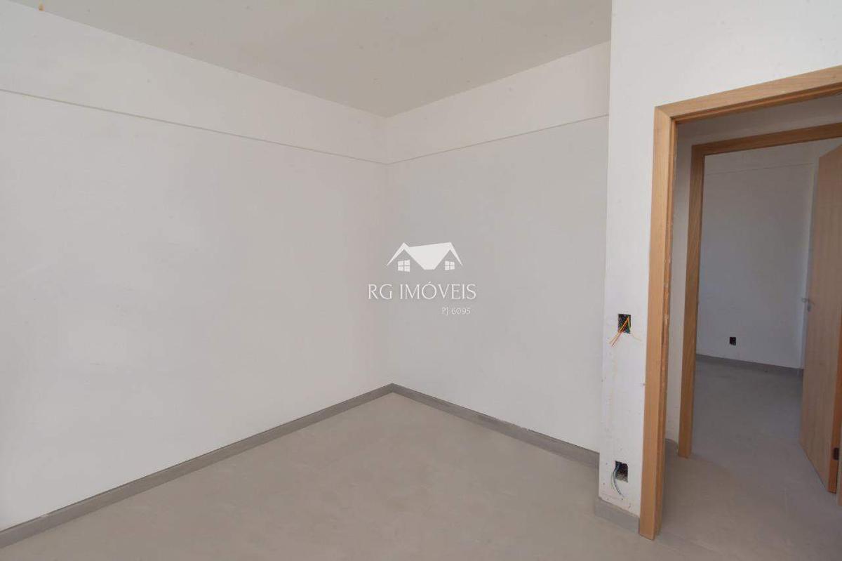 Apartamento, Barreiro, 3 Quartos, 2 Vagas, 1 Suíte