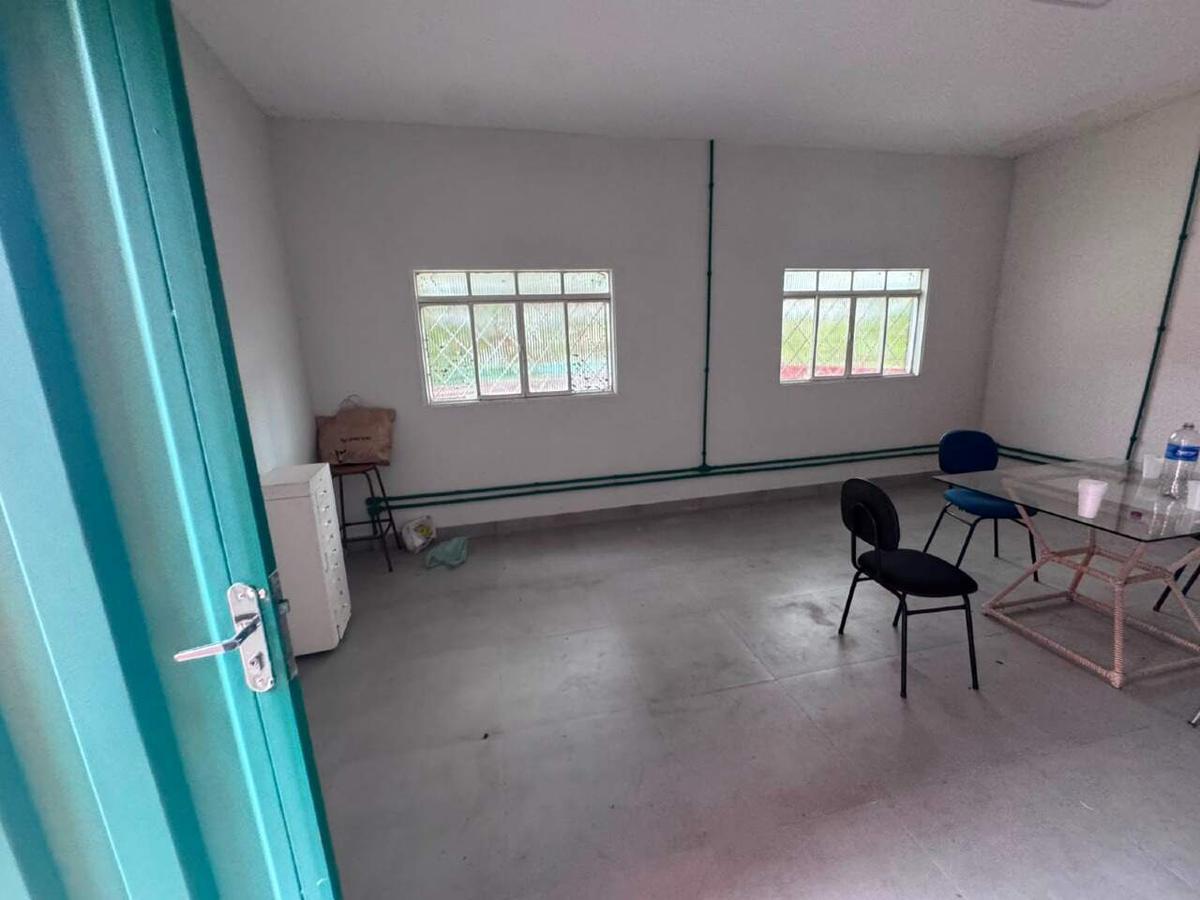 Casa, Cinquentenário, 0 Quarto, 0 Vaga