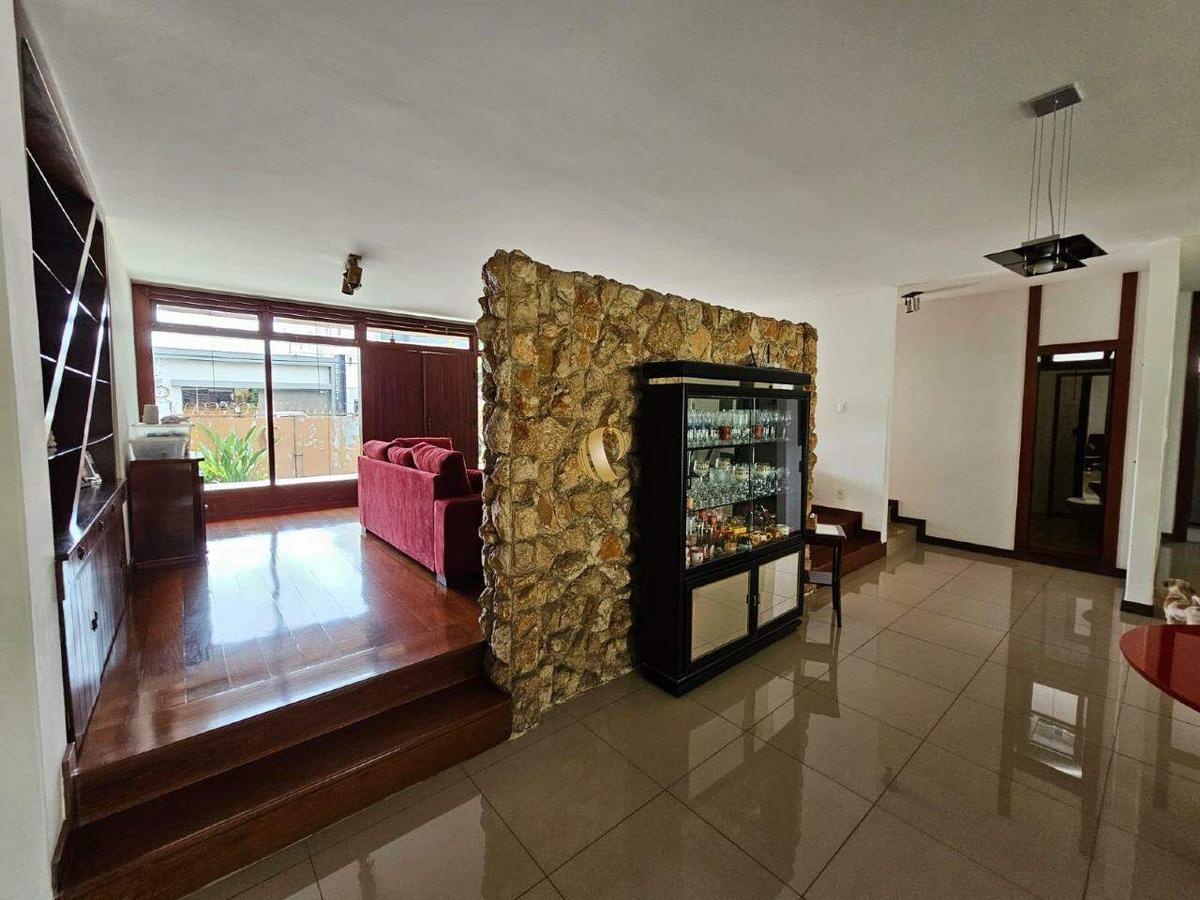 Casa, Jardim Cambuí, 4 Quartos, 4 Vagas, 1 Suíte