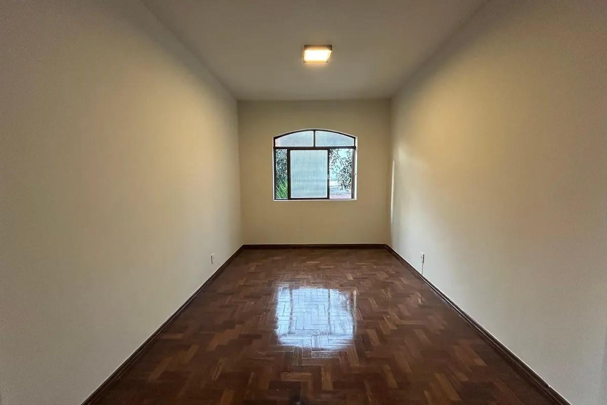 Casa, Liberdade, 4 Quartos, 3 Vagas, 2 Suítes